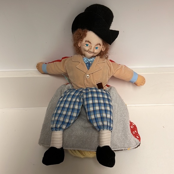 Alma’s Designs Flip Dolls Alice in Wonderland - Picture 6 of 6